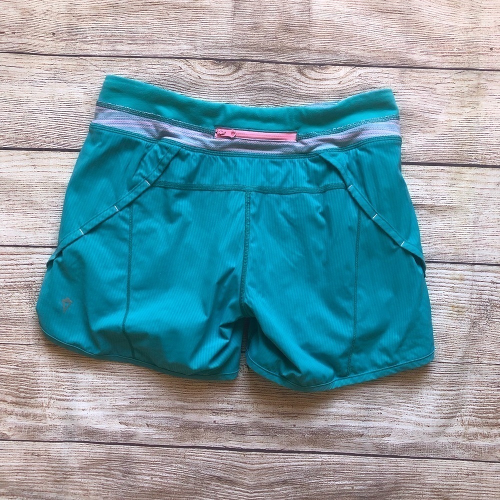 Ivivva Blue Shorts‎